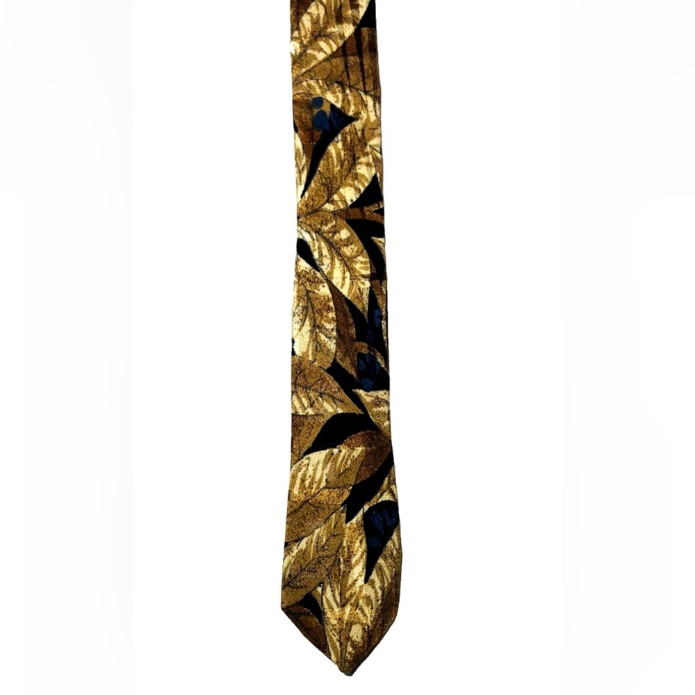 Necktie by Elizabeth Nell  Leafy Botanical  Design 100% Italian Silk USA Made